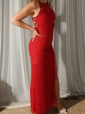 Caché vintage Elegant Red Evening Gown